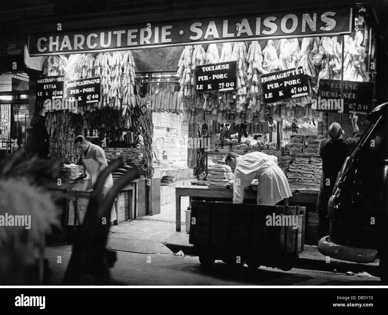 French names for shops hi-res stock photography and images - Alamy