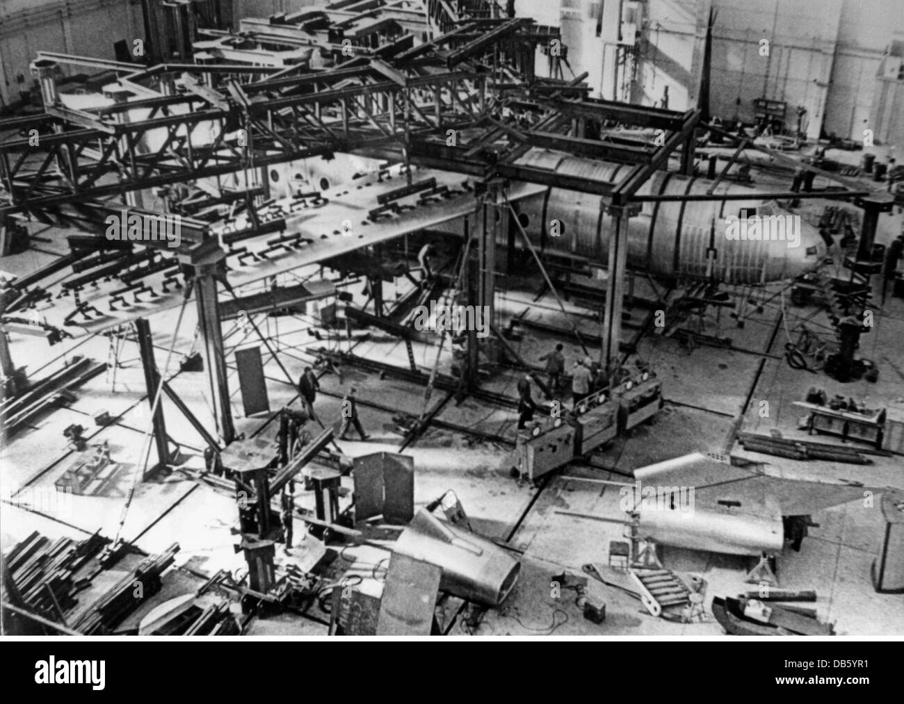 geography / travel, East Germany, industry, aircraft construction, jetplane Bade 152, hydraulic pressure test, VEB Flugzeugwerke Dresden, 28.10.1958, production, factory, works, airplane, 1950s, 50s, 20th century, historic, historical, people, Additional-Rights-Clearences-Not Available Stock Photo