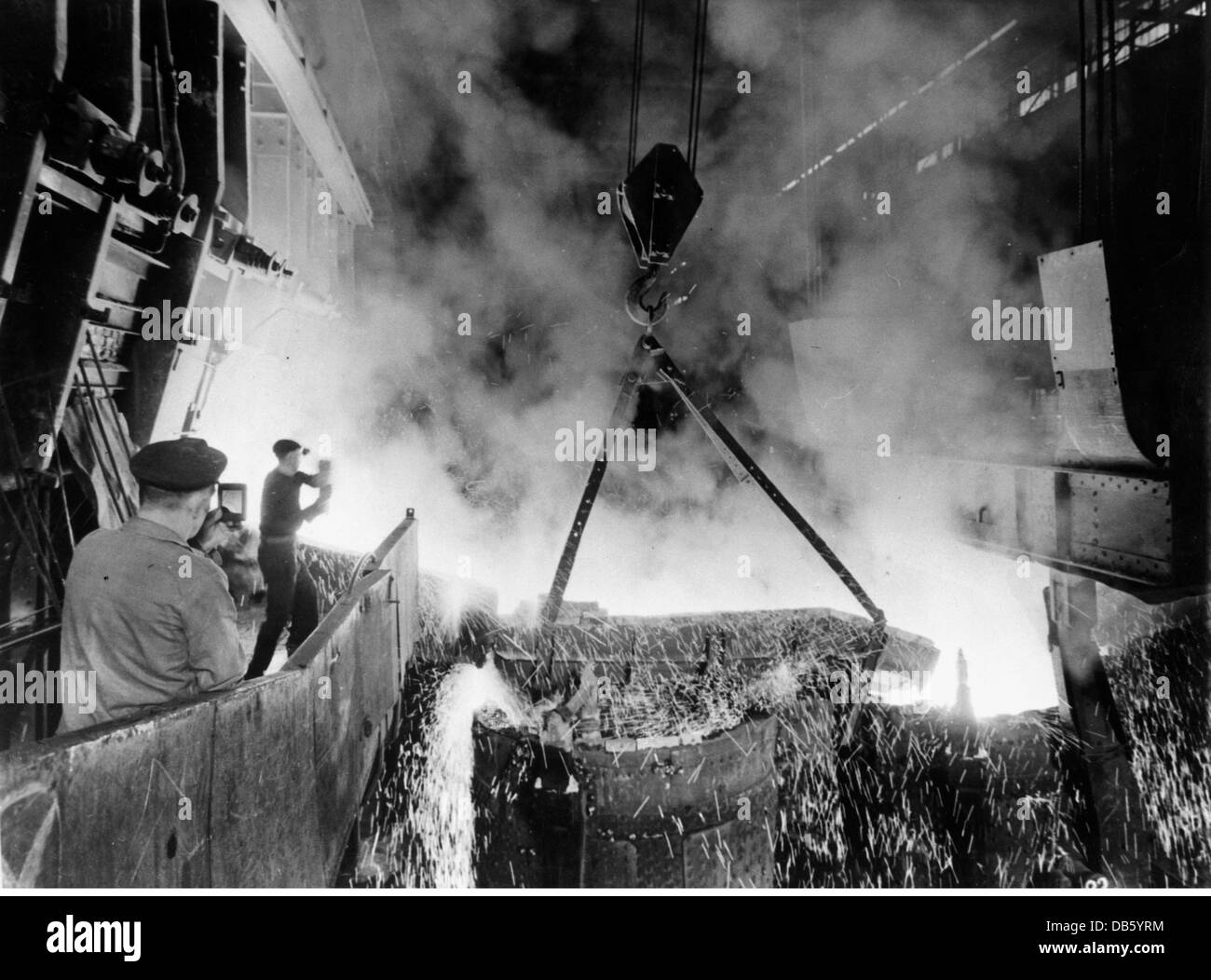 geography / travel, East Germany, industry, steel, steel mill, combinate 'Josef Stalin', interior view, furnace, Eisenhuettenstadt, Frankfurt/Oder district, 2.4.1959, Additional-Rights-Clearences-Not Available Stock Photo