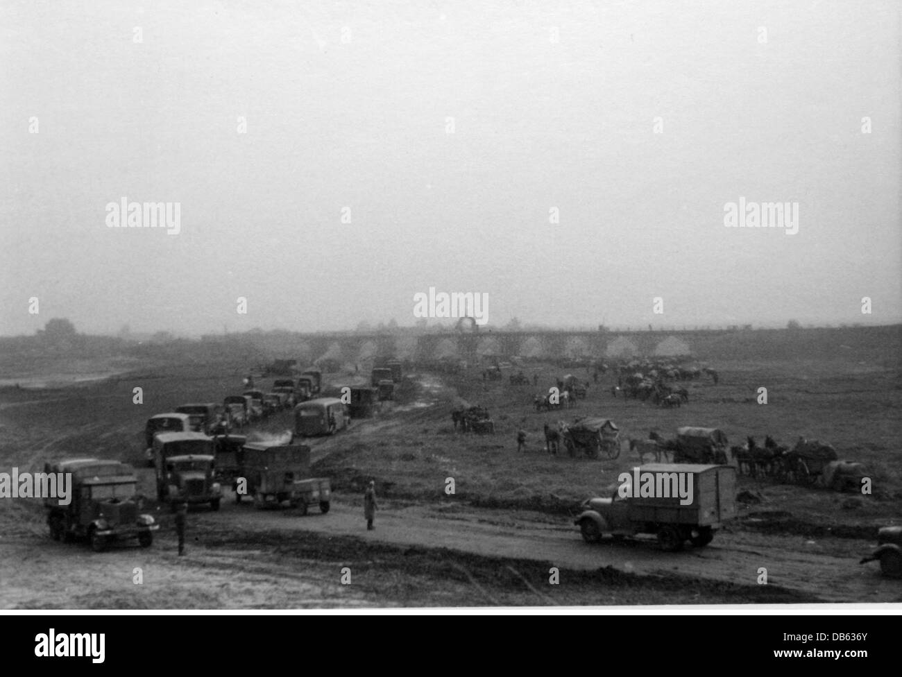 events, Second World War / WWII, Soviet Union, Operation 'Barbarossa' (German invasion of the Soviet Union), Wehrmacht convoy on a country road in the Ukraine, sector of Panzer Group Kleist, Army Group South, summer 1941, Additional-Rights-Clearences-Not Available Stock Photo