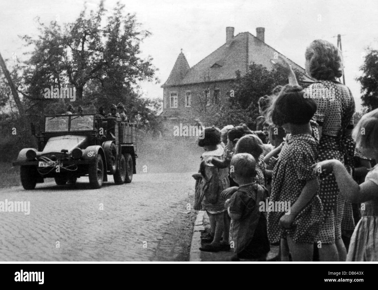 events, Second World War / WWII, German Wehrmacht, soldiers of the 19th Panzer Division leaving their garrisons to take part in Operation 'Barbarossa', the German Invasion of the Soviet Union, 10.6.1941, Additional-Rights-Clearences-Not Available Stock Photo