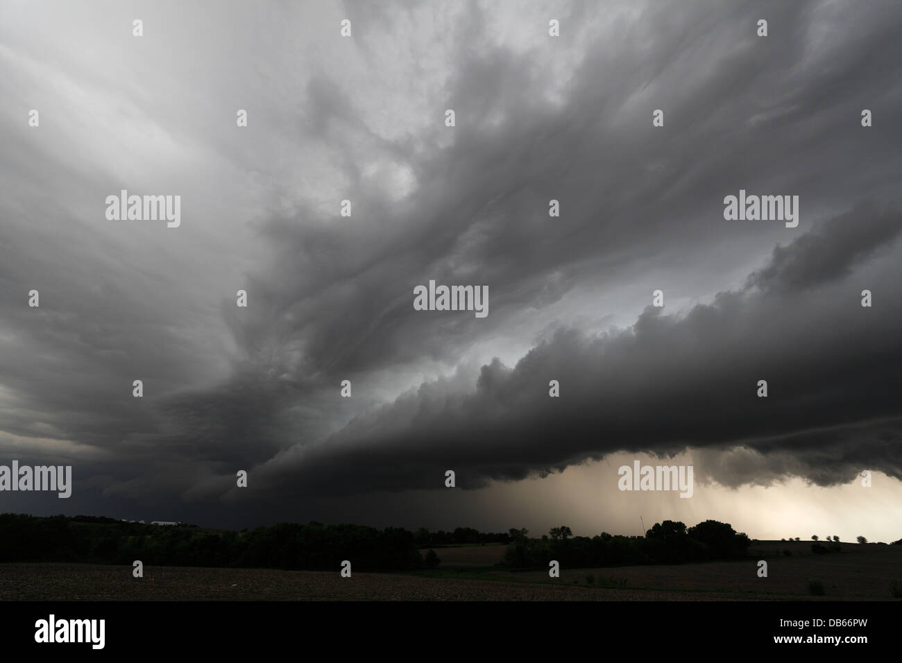Squall line hires stock photography and images Alamy