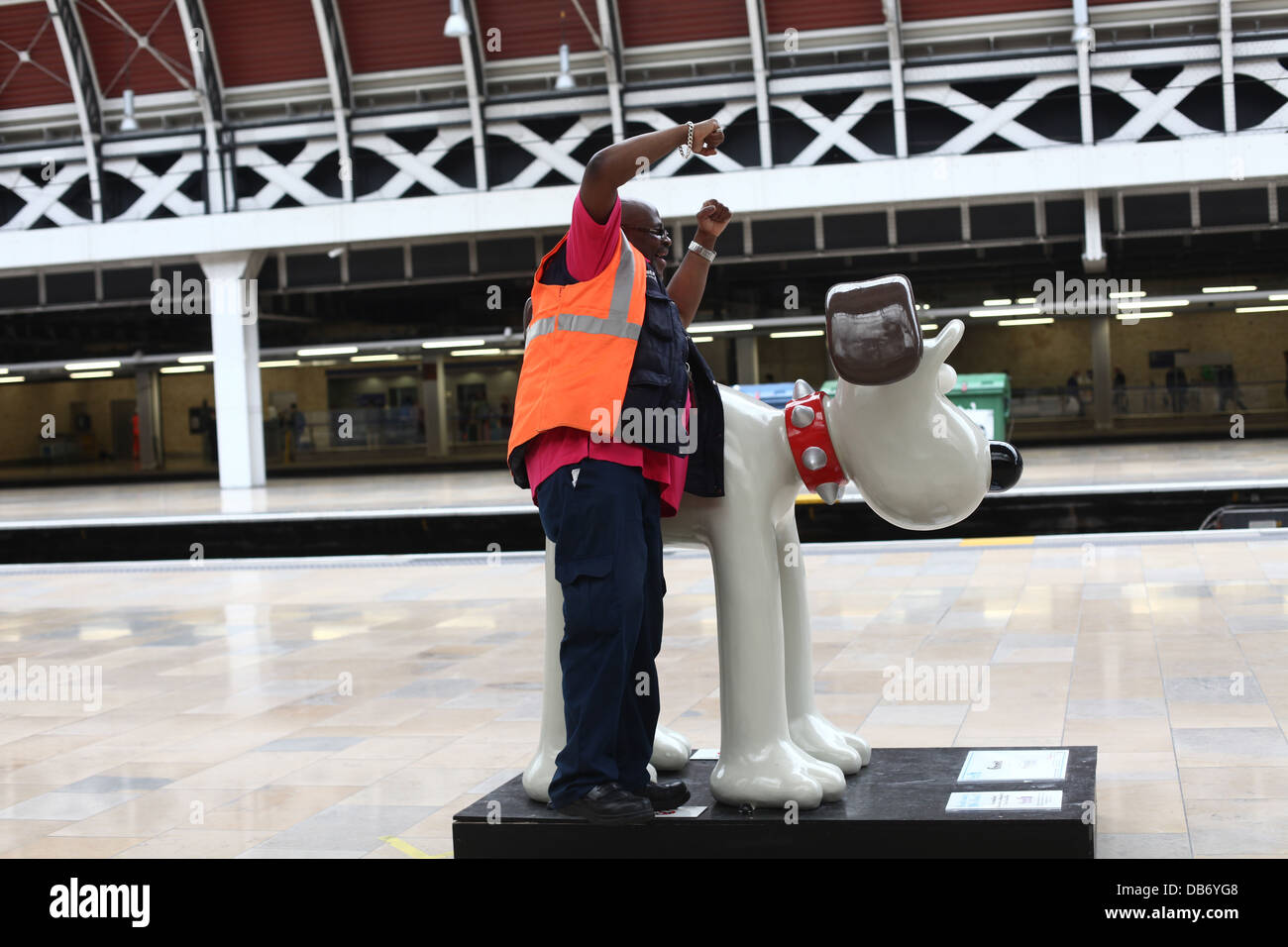 Grommet in Paddington station, the end of the rail line linking London