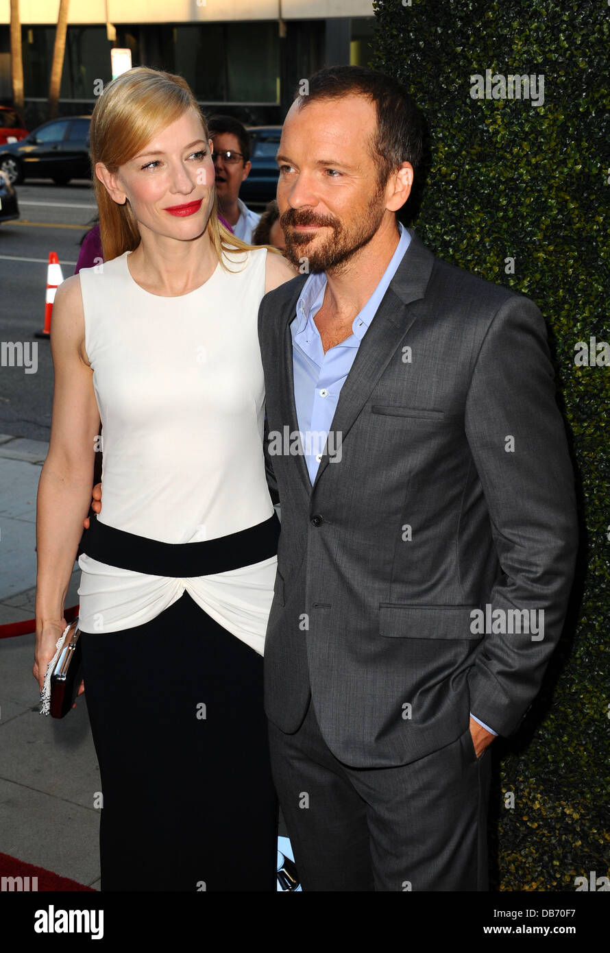 Blue Jasmine' Premiere: Cate Blanchett, Peter Sarsgaard Hit the Red Carpet  in L.A. – The Hollywood Reporter