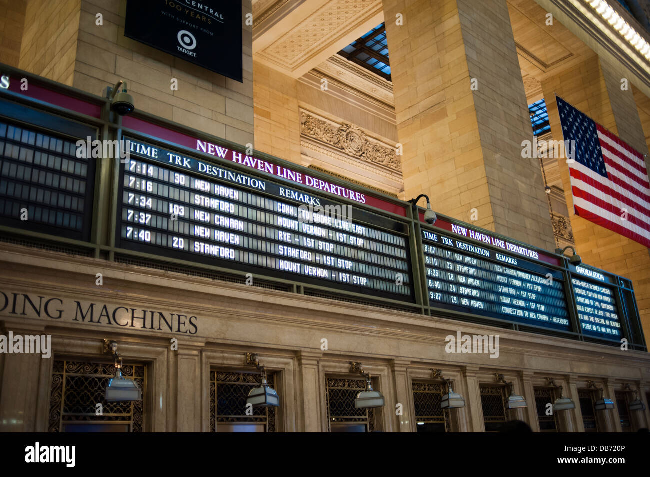 Grand Central Station arrivals marquee New York City Stock Photo