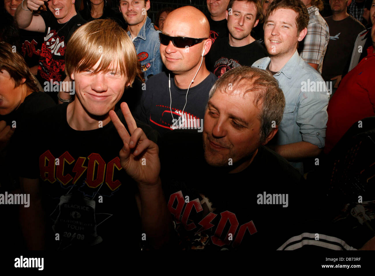 Ac dc fans hires stock photography and images Alamy