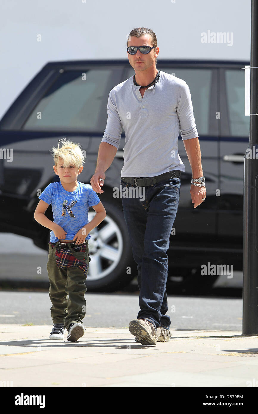 Gavin Rossdale in Primrose hill with his son Kingston London, England ...