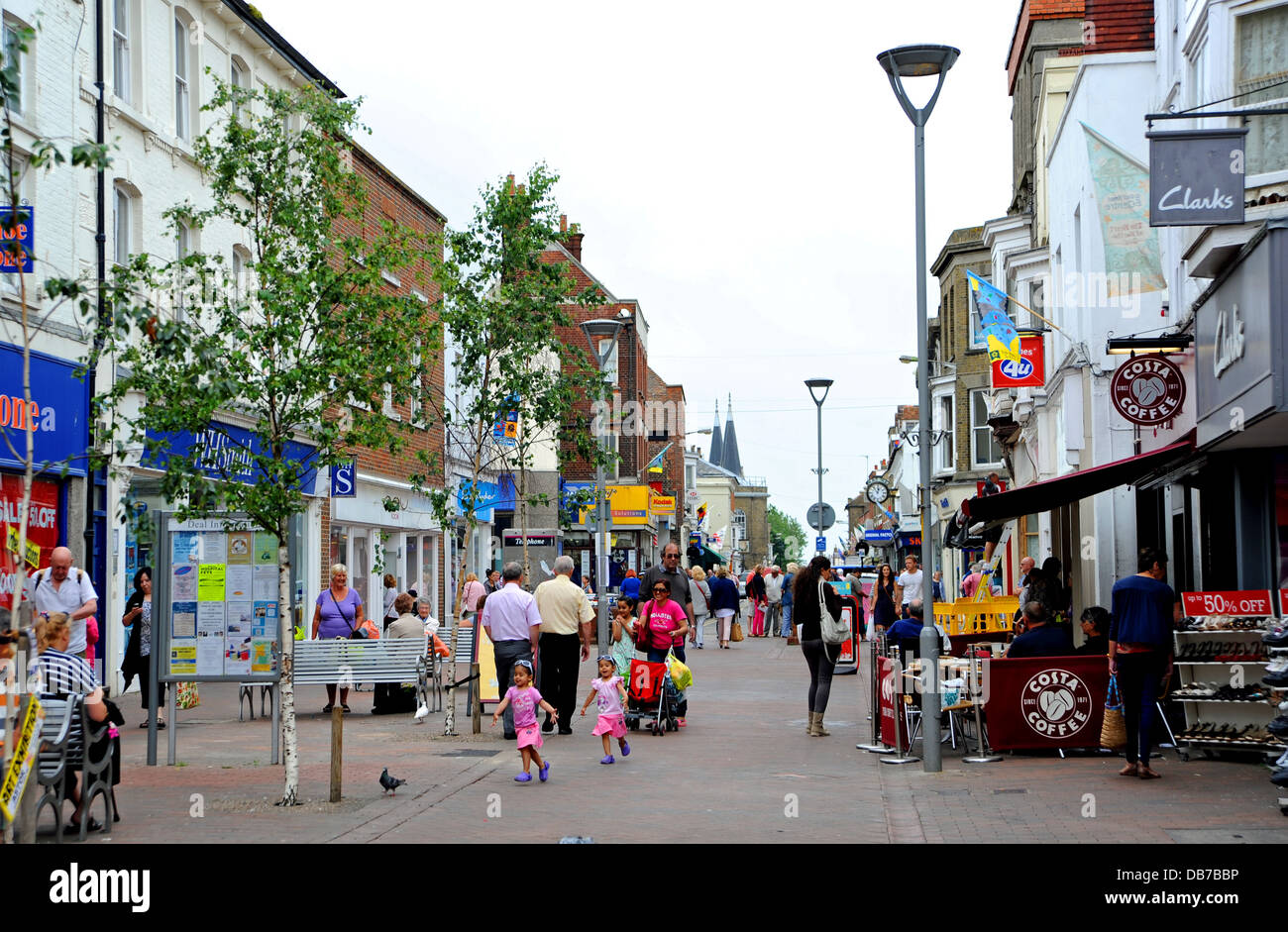 Deal kent high street hi-res stock photography and images - Alamy