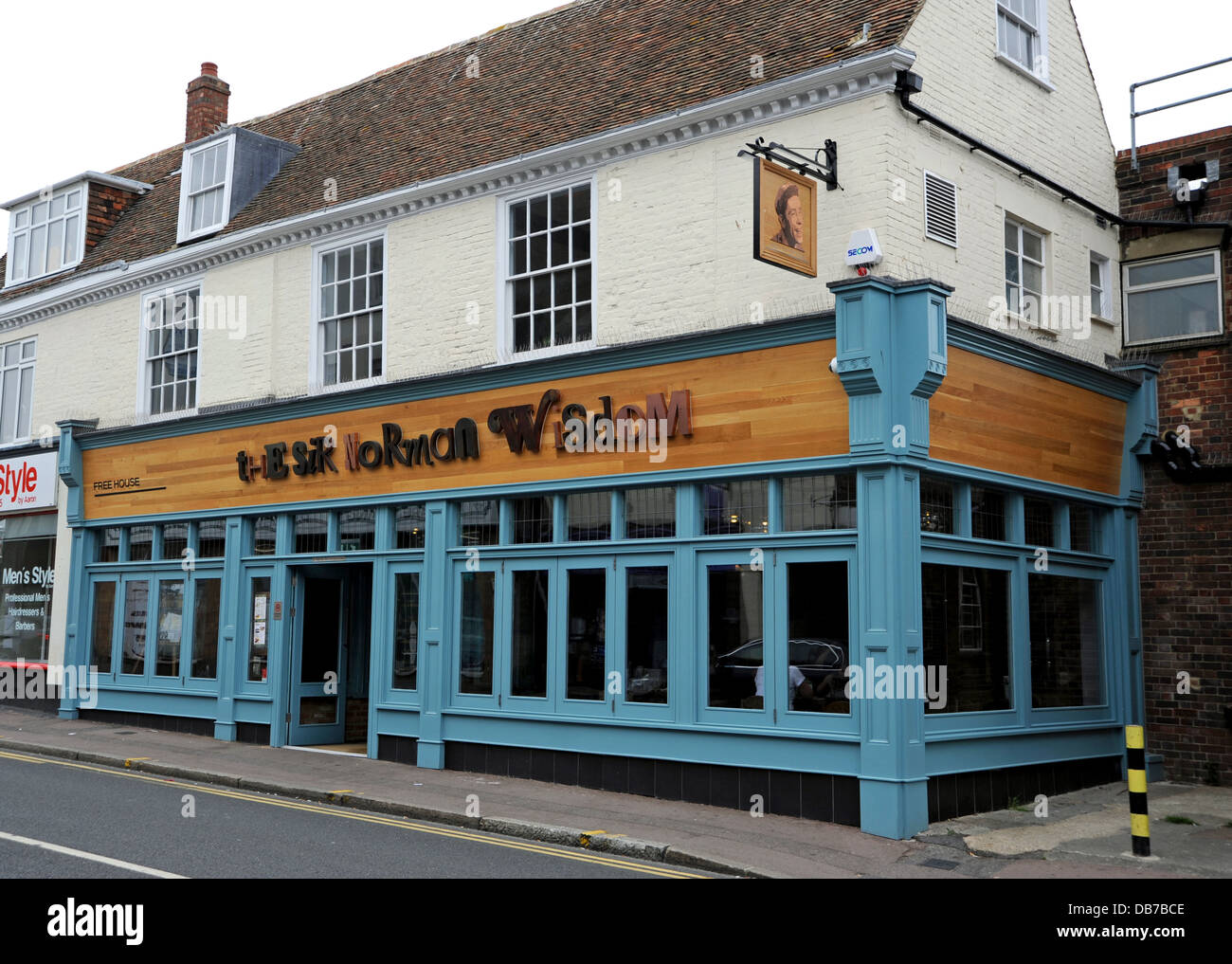 Sir norman wisdom hires stock photography and images Alamy