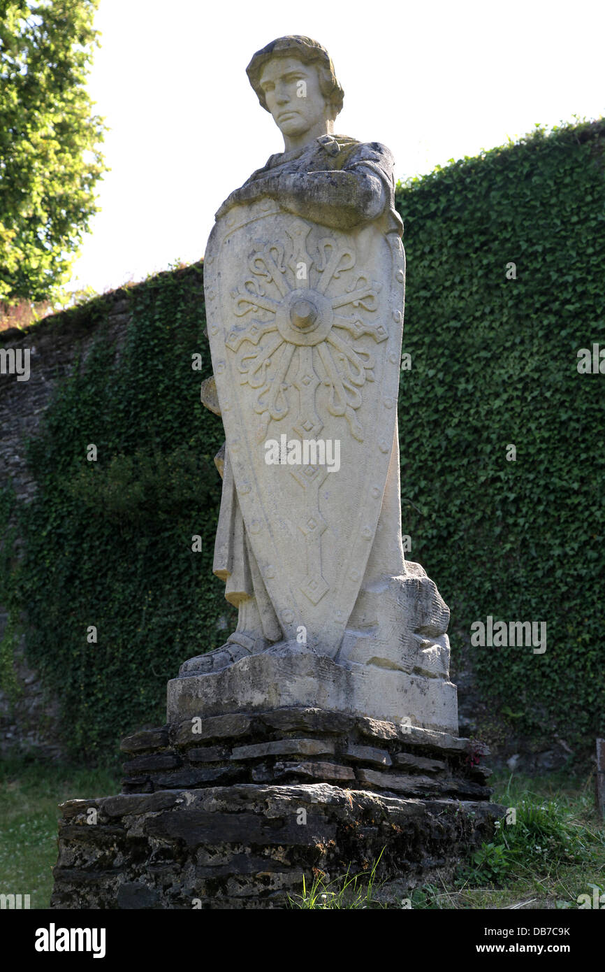 Statue Godfrey of Bouillon (c. 1060 18 July 1100) medieval Frankish