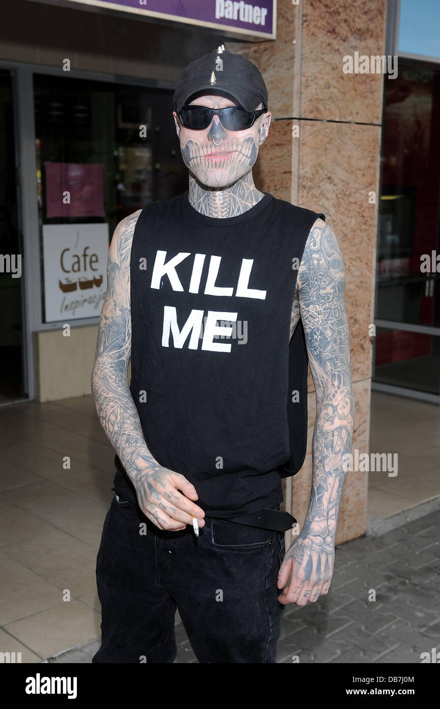 Rick Genest, the Canadian artist and fashion model also known as Zombie  Boy, at Avetattoo studio to add a new tattoo to his collection Warsaw,  Poland - 12.05.11 Stock Photo - Alamy