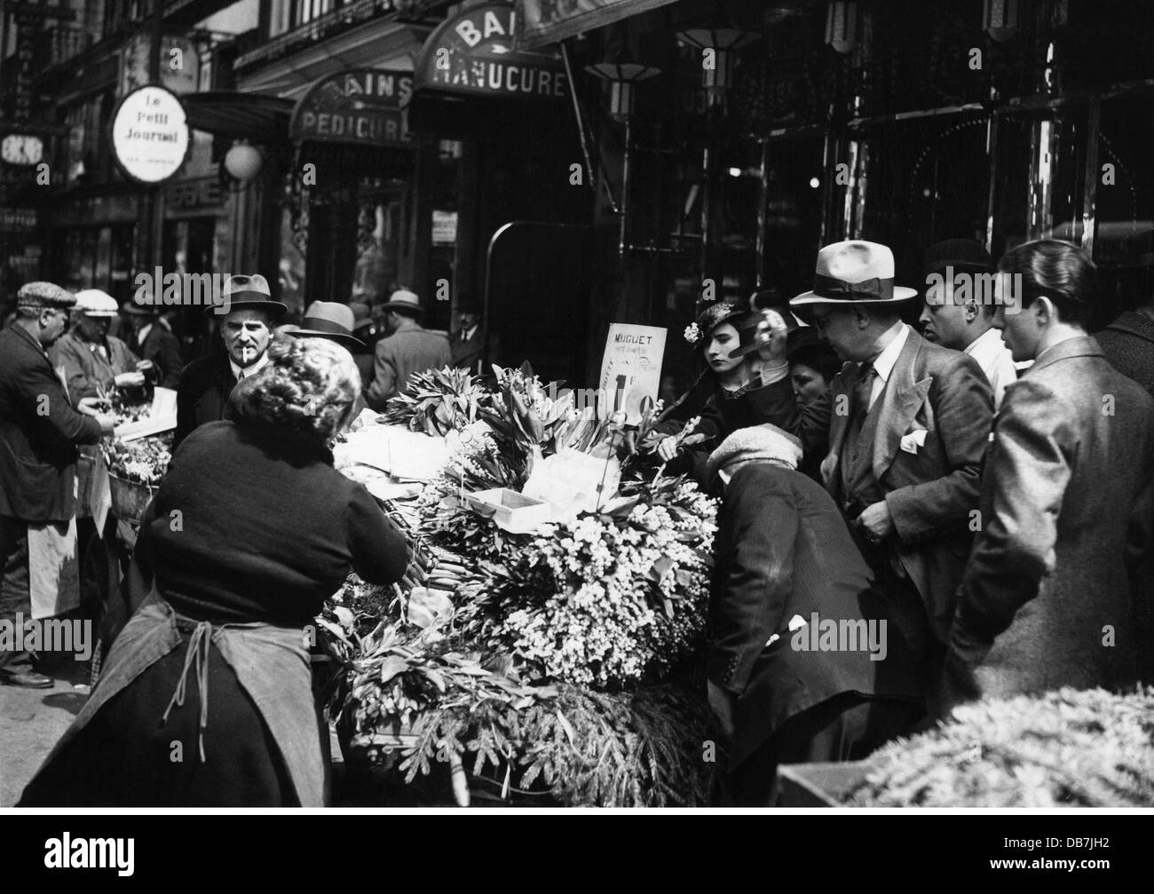 trade, merchants, flower vendor selling lilies of the valley, Paris, 1930s, Additional-Rights-Clearences-Not Available Stock Photo