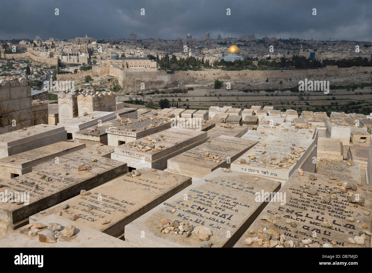 Old city of jerusalem skyline hi-res stock photography and images - Alamy