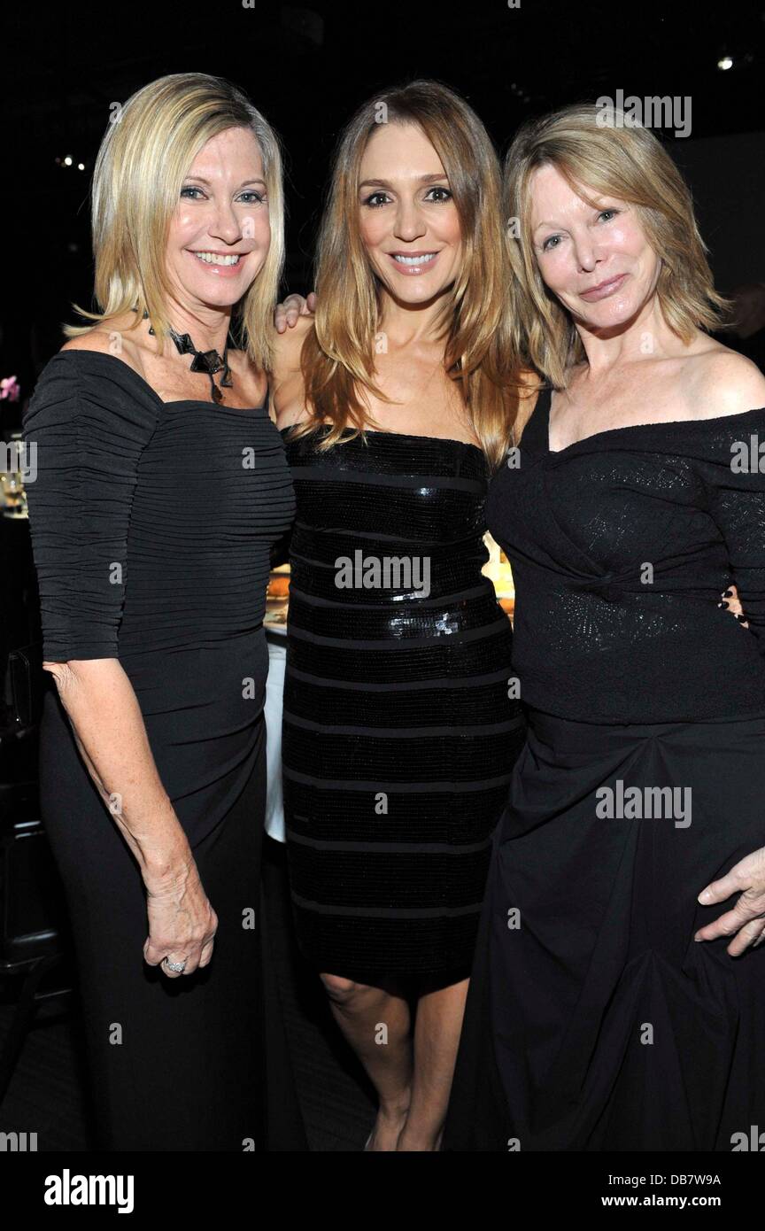 Olivia Newton-John with her sister Rona Newton-John and Rona's daughter Tottie Goldsmith The Myer Precious Metal Ballin Support of the Olivia Newton-John Cancer and Wellness Centre held at Peninsula, Central Pier, Docklands Melbourne, Australia - 13.05.11 Stock Photo