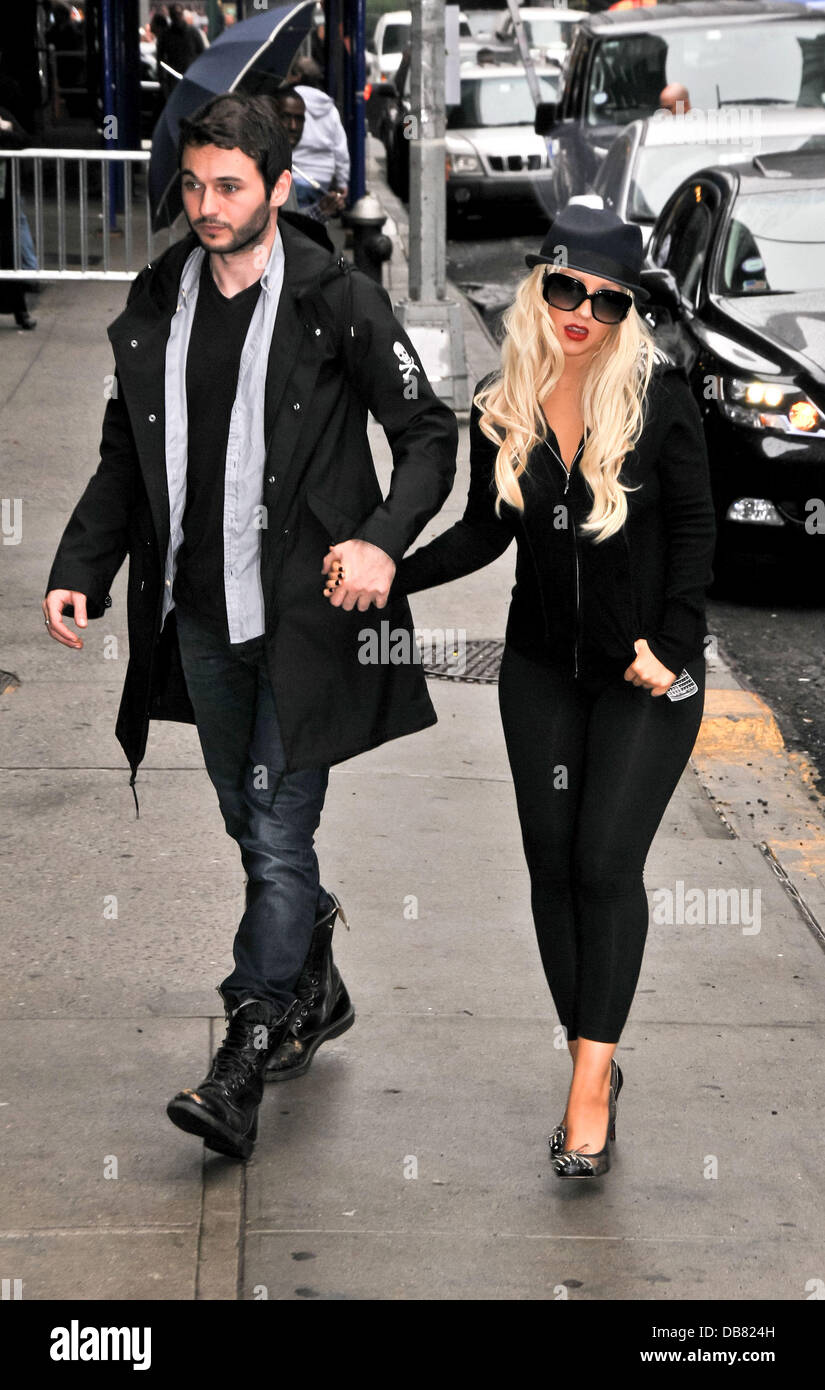 Matt Rutler and Christina Aguilera 'The Late Show with David Letterman ...