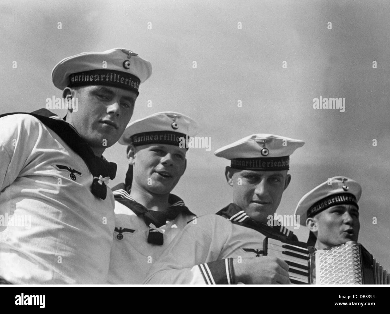 Nazism / National Socialism, military, navy, sailors, serenade of sailors of the naval artillery, 2nd half 1930s, Additional-Rights-Clearences-Not Available Stock Photo