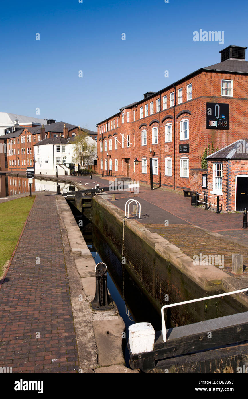 UK, England, Birmingham, locks on Birmingham and Fazeley Canal Stock Photo