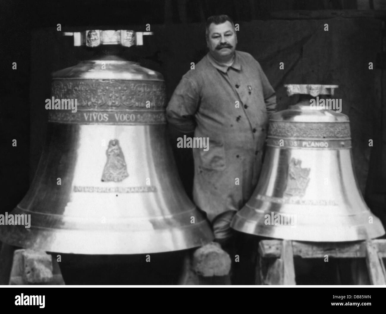 handicraft, bell founder, bellfounding master Joseph Pfundner with two