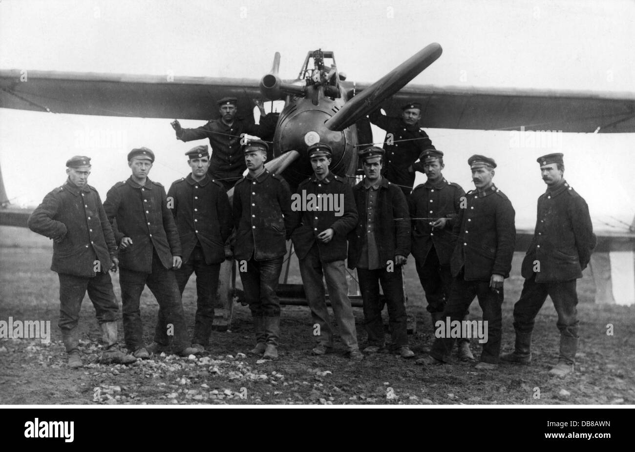 World war ii soldiers hi-res stock photography and images - Alamy