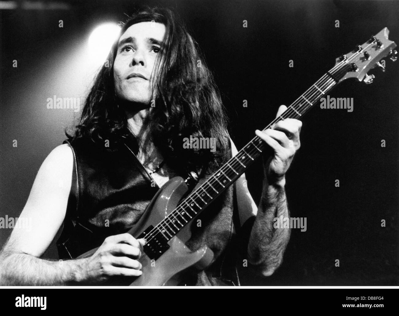 Pereira, Heitor, * 29.11.1960, Brazil musician, guitarist, half length, during stage performance, Montreux, 1994, Stock Photo