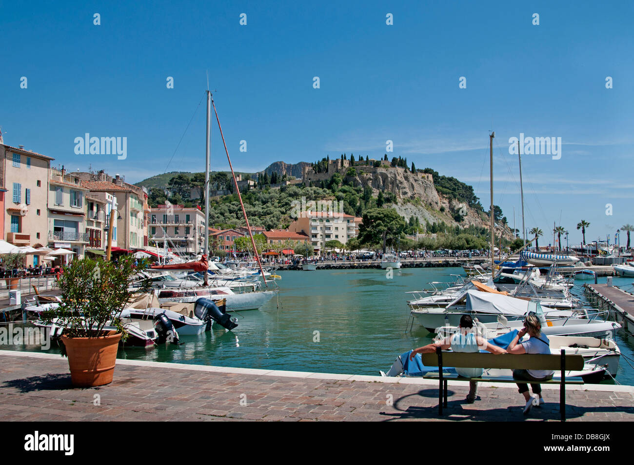 Cassis Old Vieux Port Harbour Provence French Riviera Cote D'Azur France  Mediterranean Stock Photo - Alamy