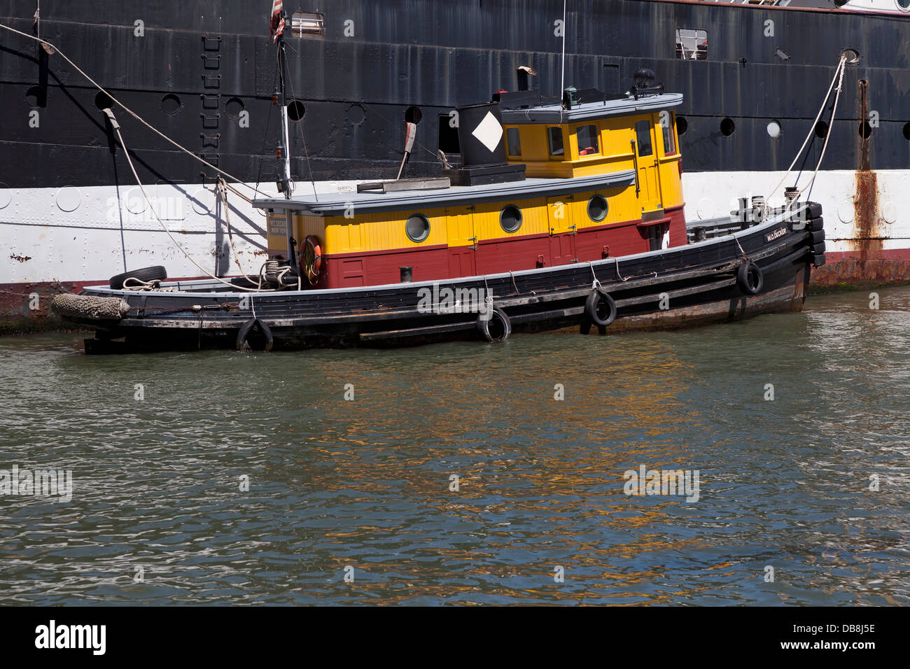 Old tugboat in the East River,New York City Stock Photo