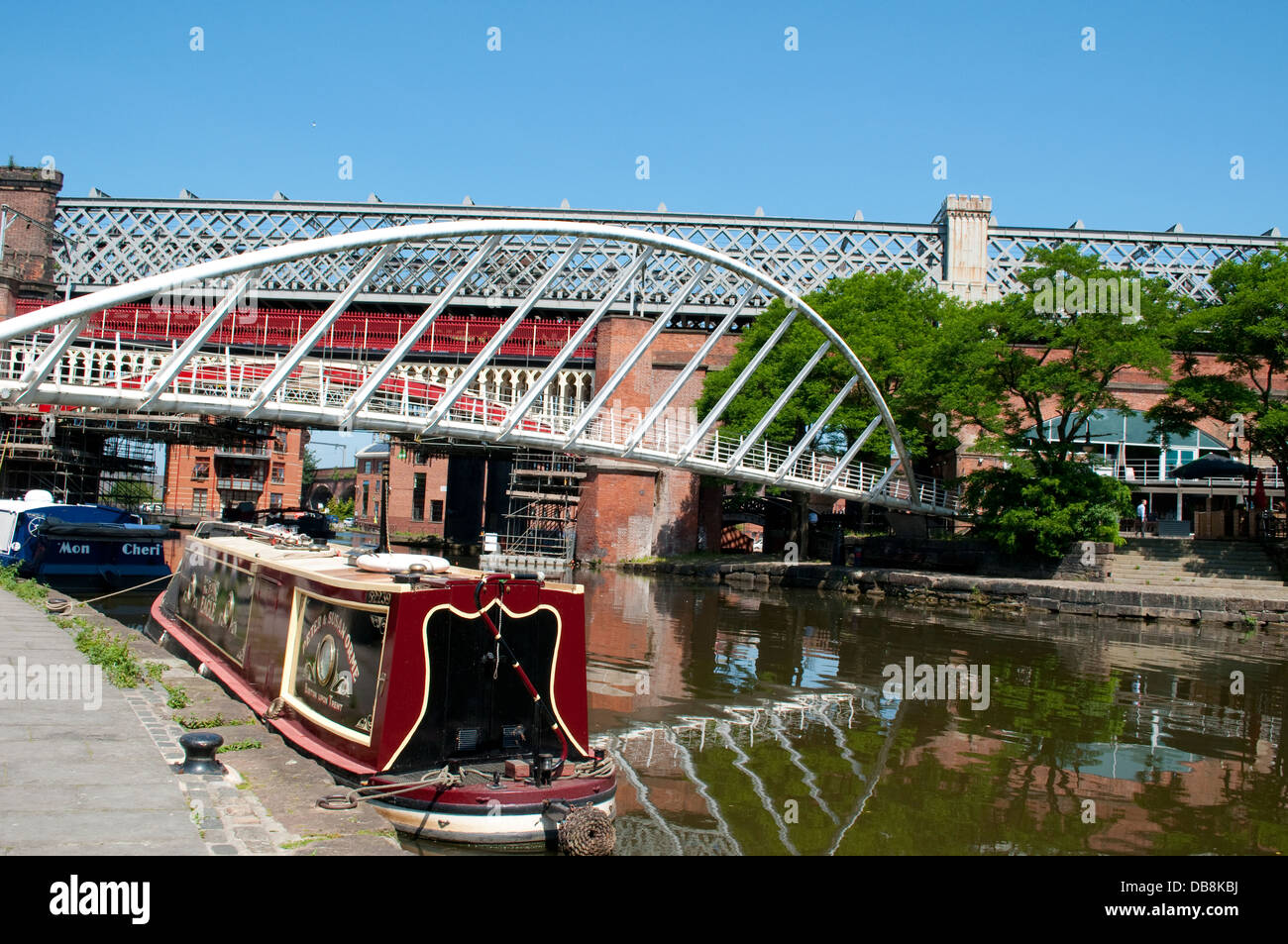 Footbridge over Bridgewater canal, Castlefield, Manchester, UK Stock Photo