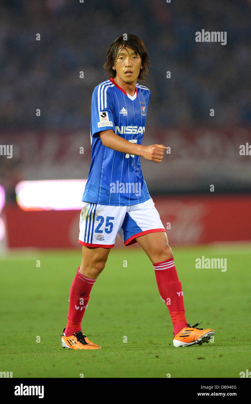 Shunsuke Nakamura F Marinos July 13 13 Football Soccer 13 J League Division 1 Match Between Yokohama F Marinos 2 1 Omiya Ardija At Nissan Stadium In Kanagawa Japan Photo By Aflo Stock Photo Alamy
