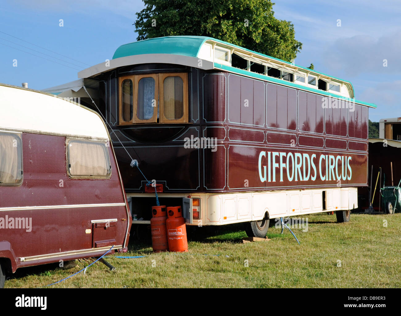 Giffords Circus painted traditional wagons Stock Photo Alamy