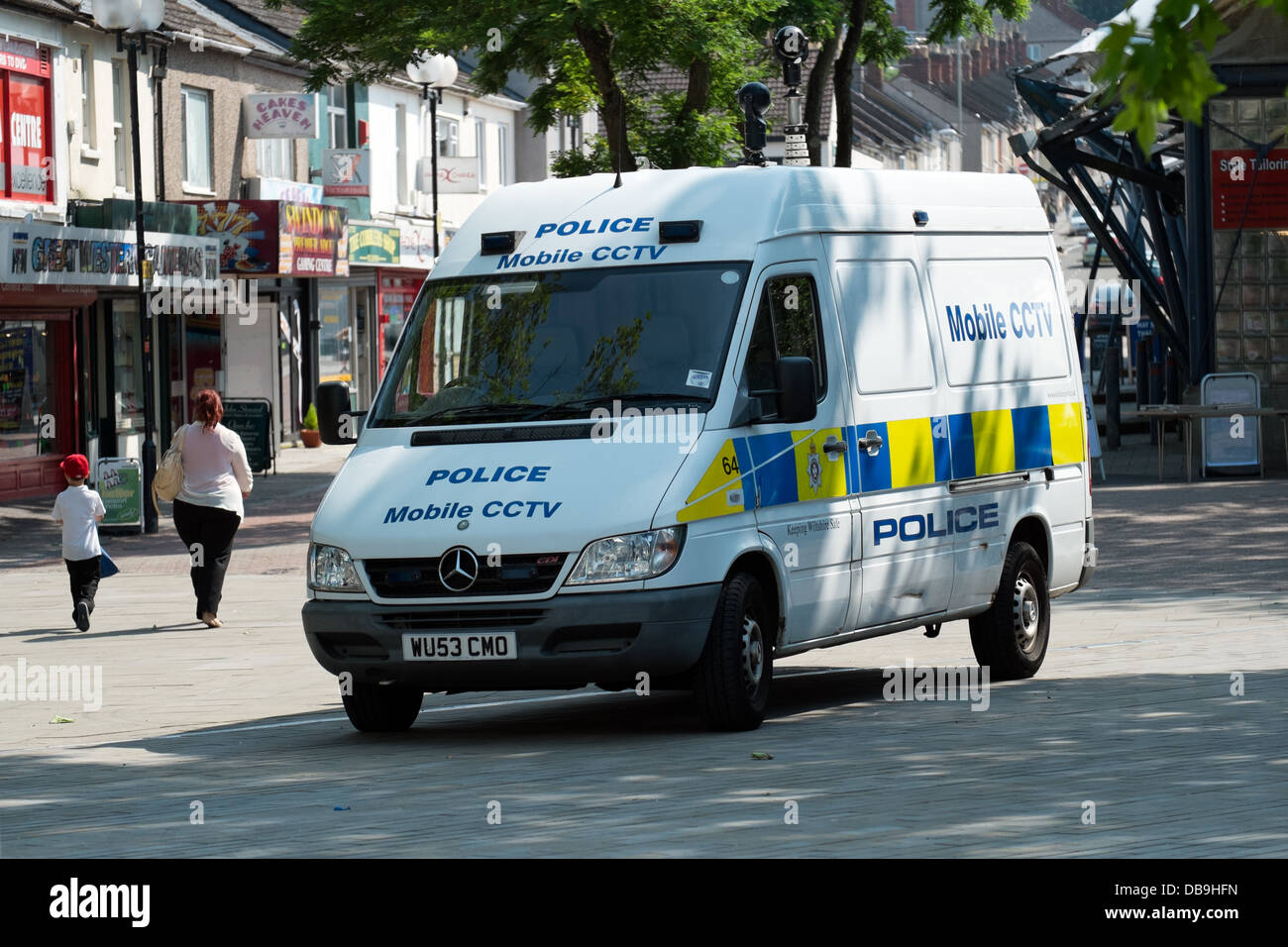 A mobile Wiltshire police cctv surveillance vehicle monitoring shoppers in the town centre of Swindon, UK Stock Photo