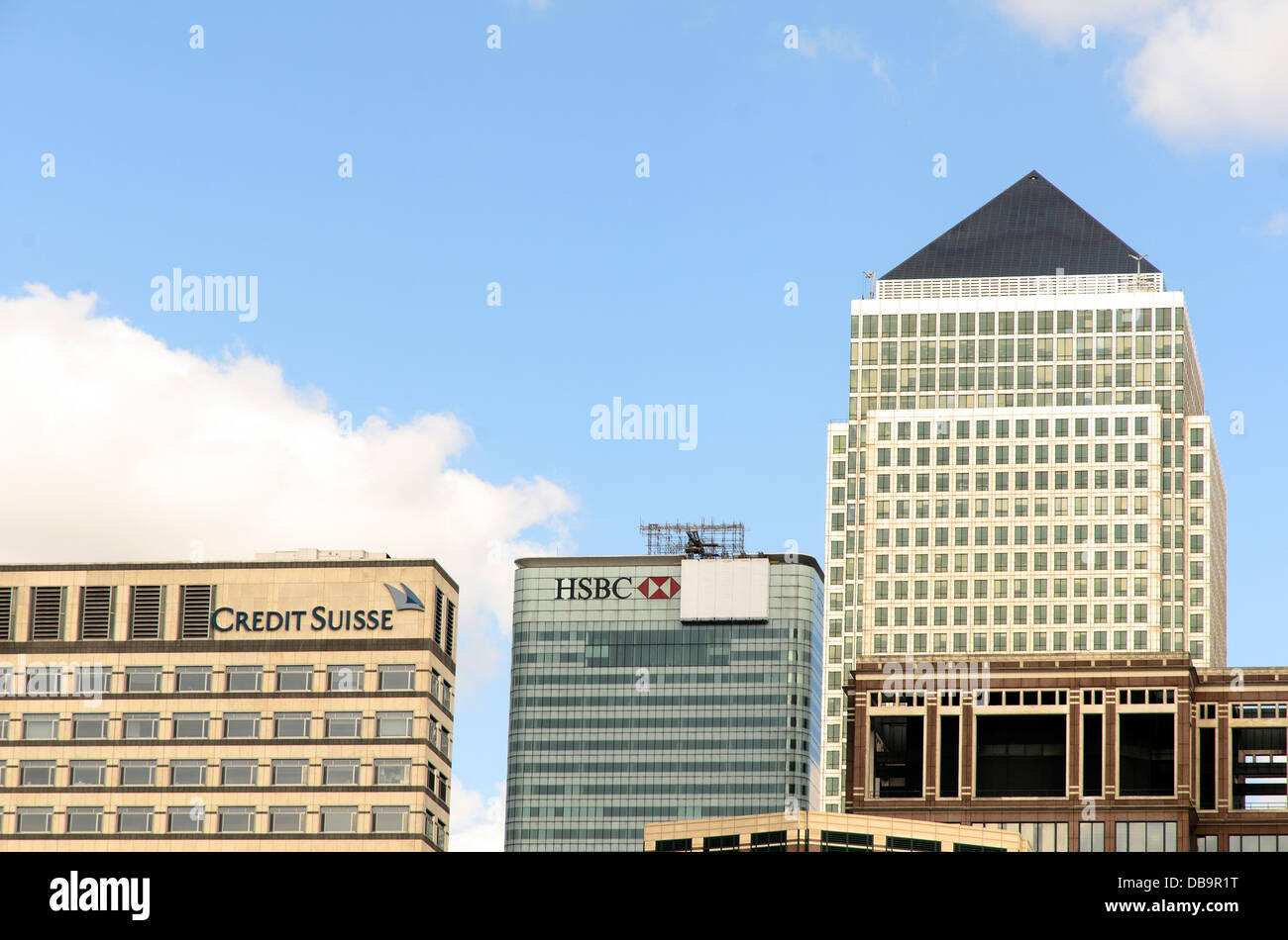 Canary Wharf Financial Centre, HSBC and Credit Suisse towers - London ...