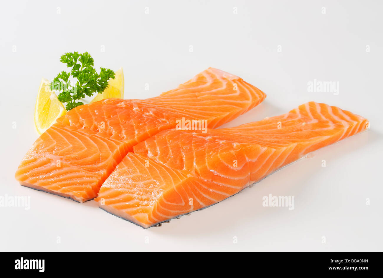 https://c8.alamy.com/comp/DBA0NN/studio-shot-of-raw-salmon-fillets-DBA0NN.jpg