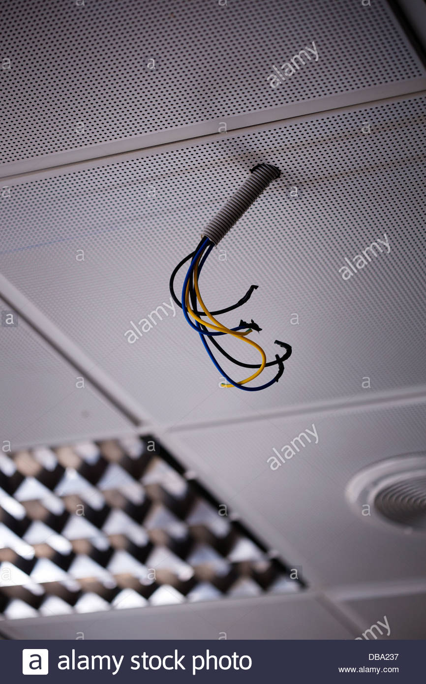 Wires In The Ceiling Of A Room Stock Photo 58613499 Alamy