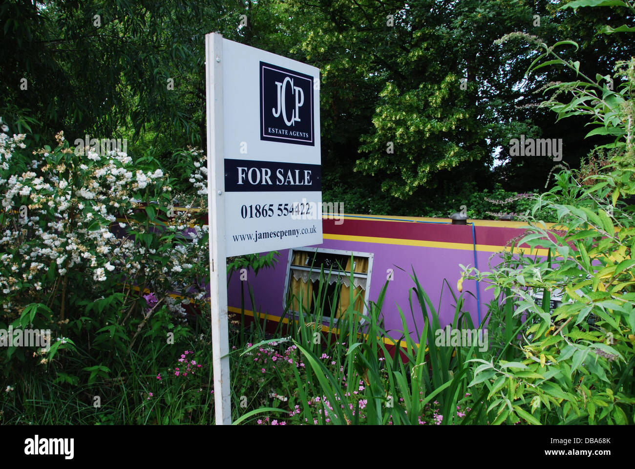 barge for sale Oxford Canal Oxfordshire United Kingdom Stock Photo Alamy