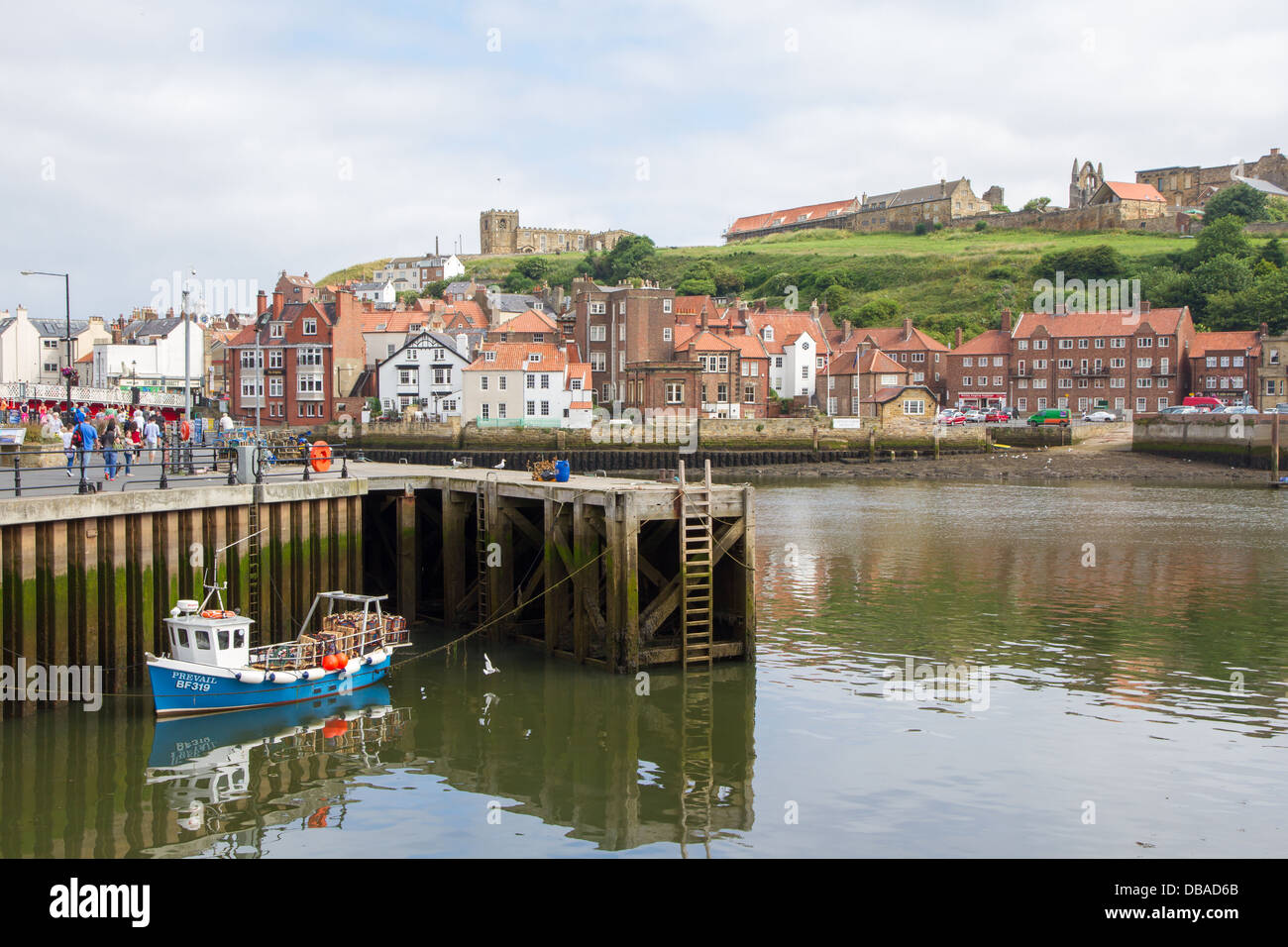 Whitby harbour fishing boat hi-res stock photography and images - Alamy