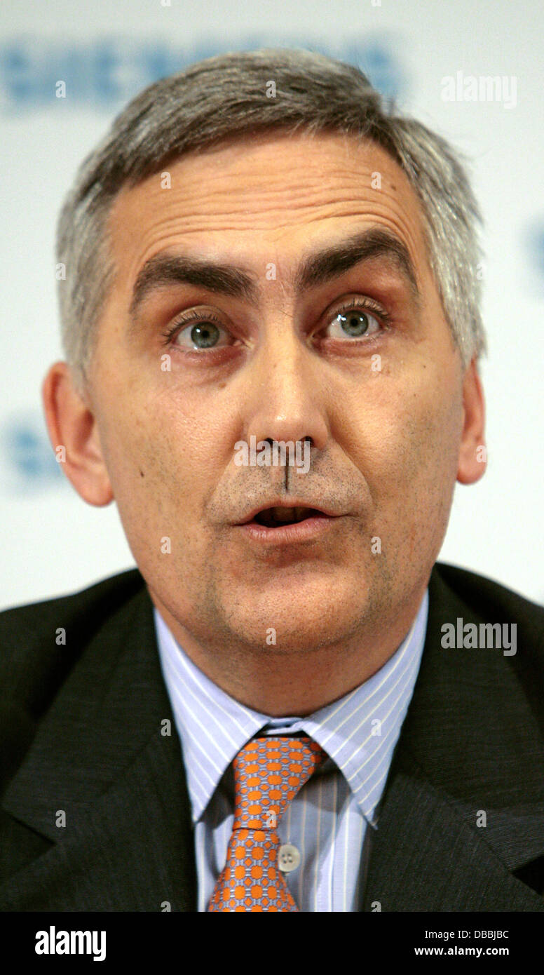 Chairman of electrotechnology giant Siemens, Peter Loescher, speaks
