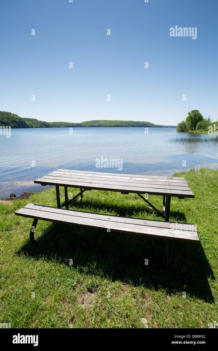 A picnic table over looks Mazinaw lake in Bon Echo Provincial park. Stock Photo