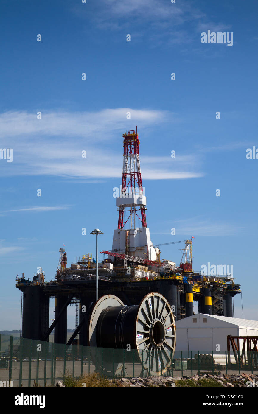 Sedco 712 Rig owned by Transocean Inc. a Semisub drilling rig at Invergordon, Cromarty Firth, Scotland, UK Stock Photo
