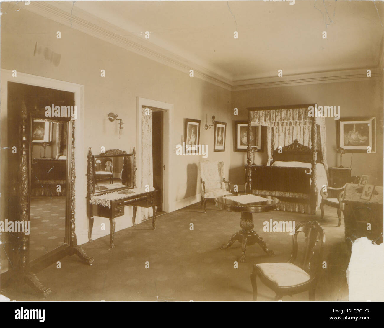 Boudoir, vice regal suite, Royal Alexandra Hotel, Winnipeg, Manitoba (HS85-10-18729) Stock Photo