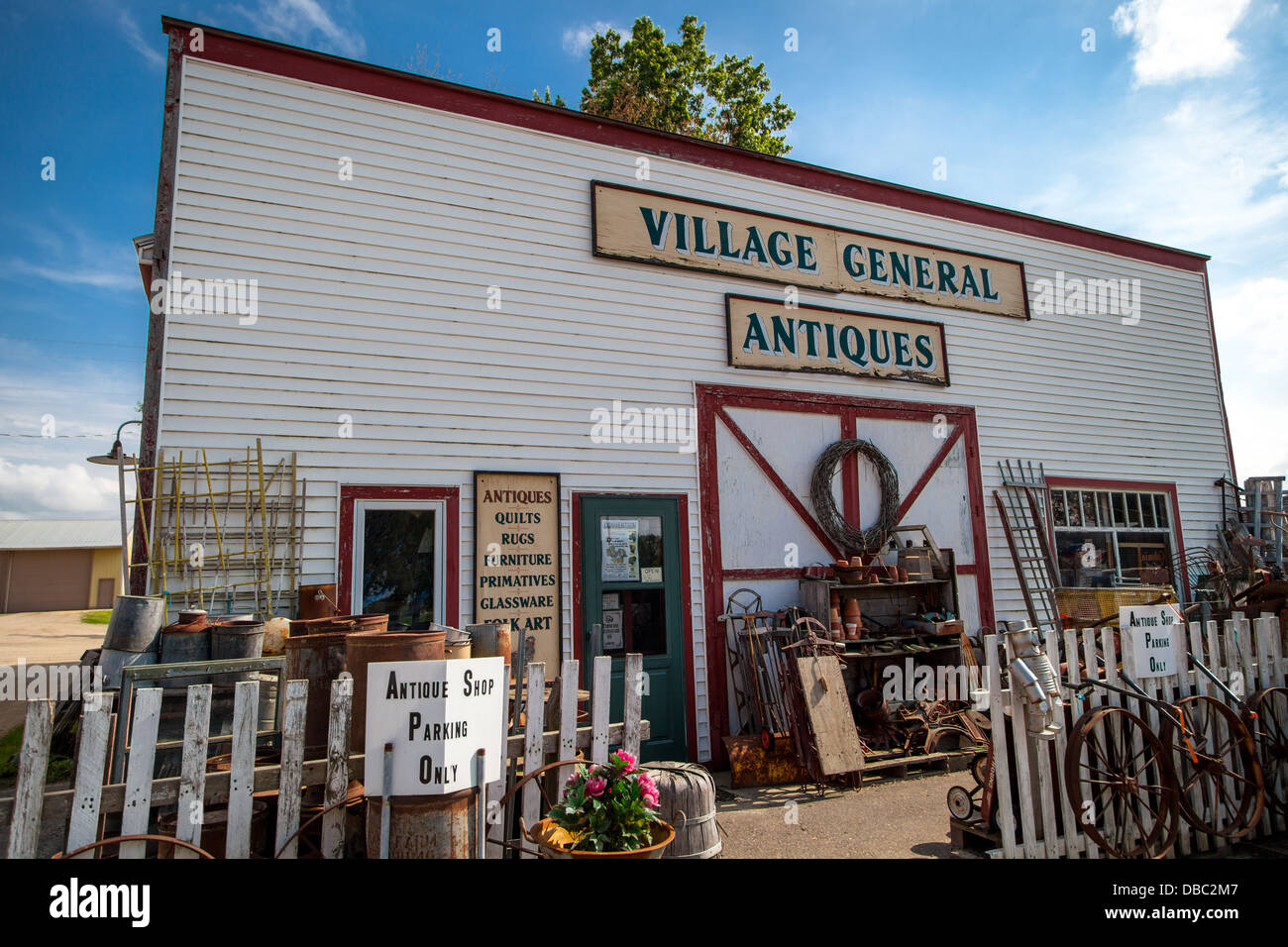 Village General Antiques store in Hastings Minnesota Stock Photo Alamy