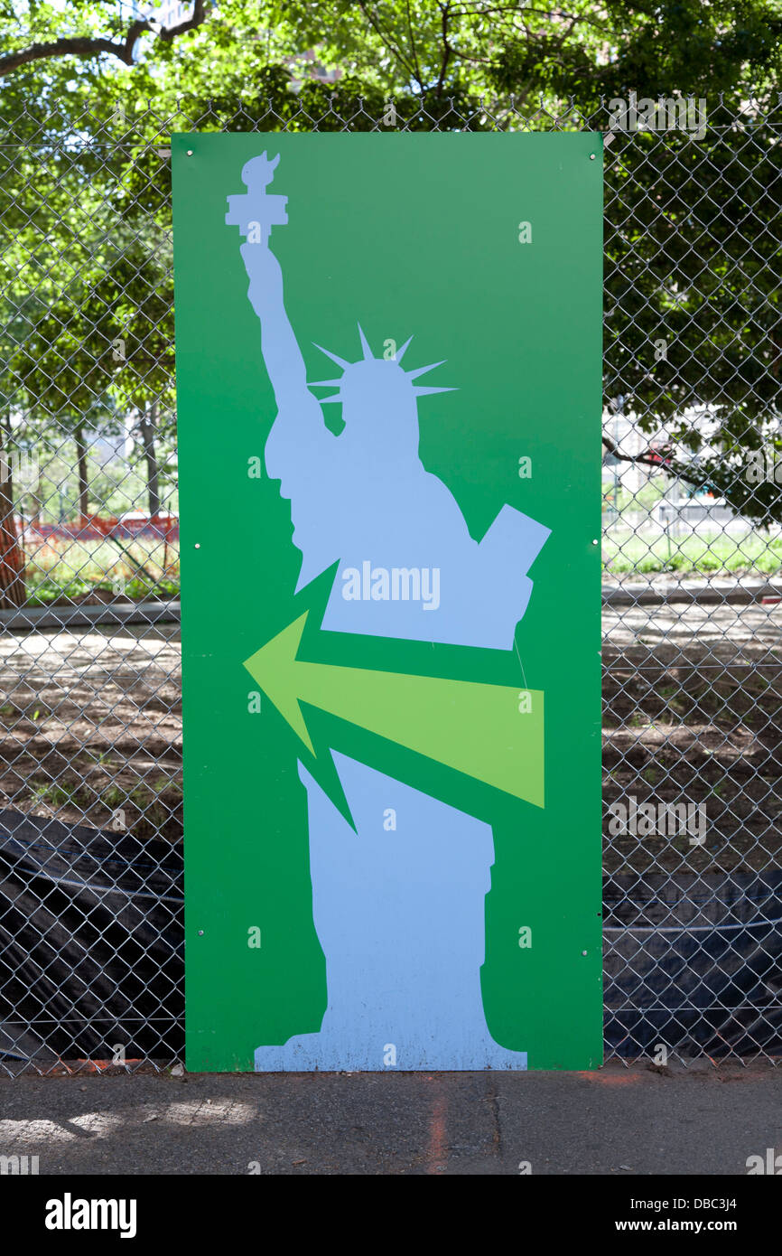 Sign to the Statue of Liberty in Battery Park, New York City Stock Photo