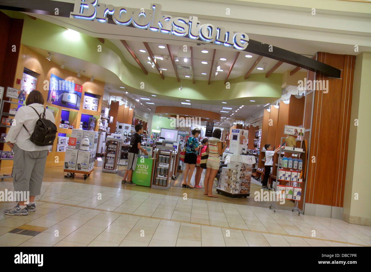 Galleria mall lauderdale hires stock photography and images Alamy