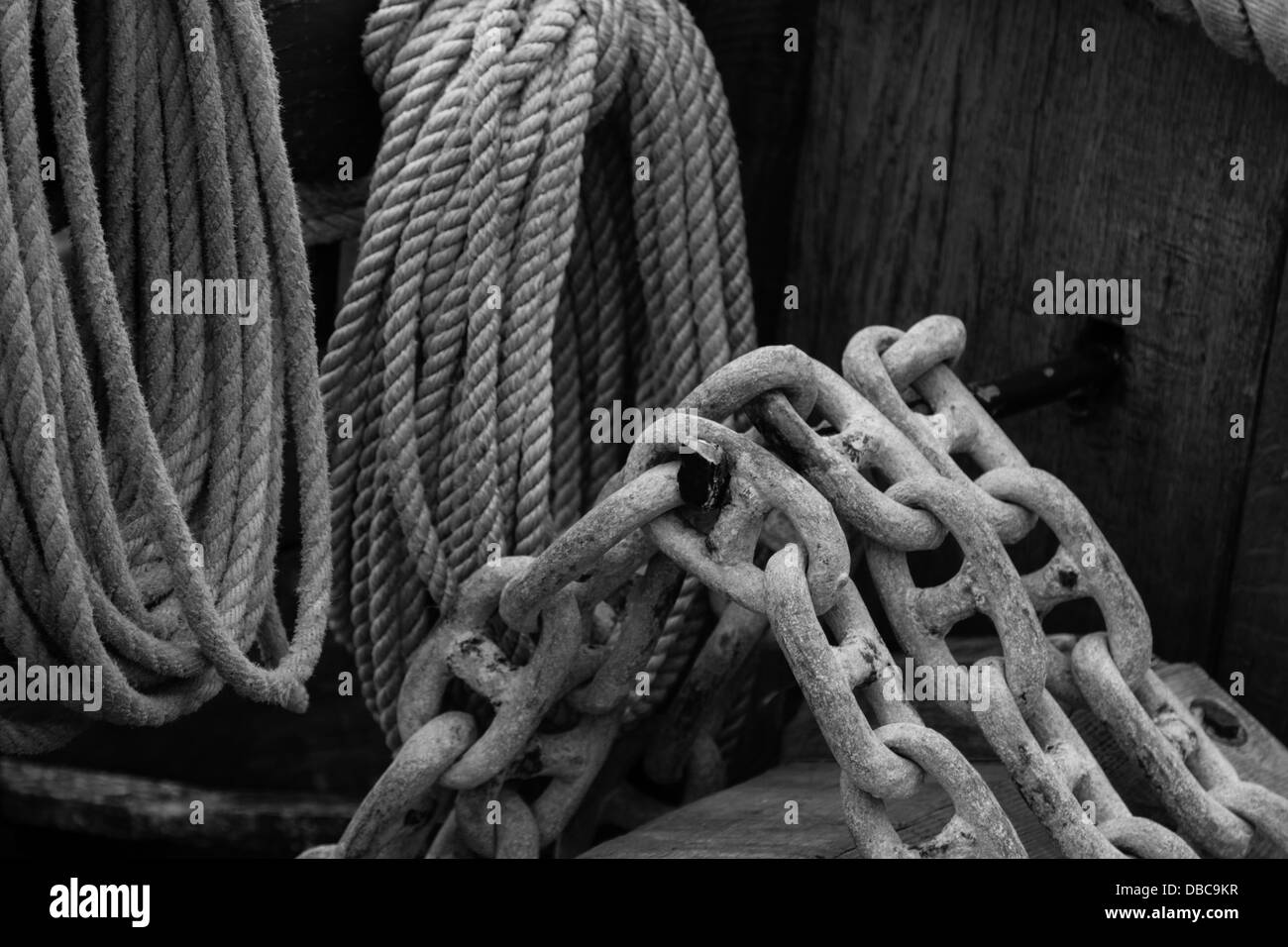Dock chain Black and White Stock Photos & Images - Alamy