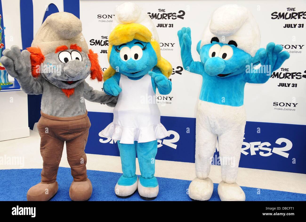 Los Angeles, CA. 28th July, 2013. Smurfs at arrivals for THE SMURFS 2 ...