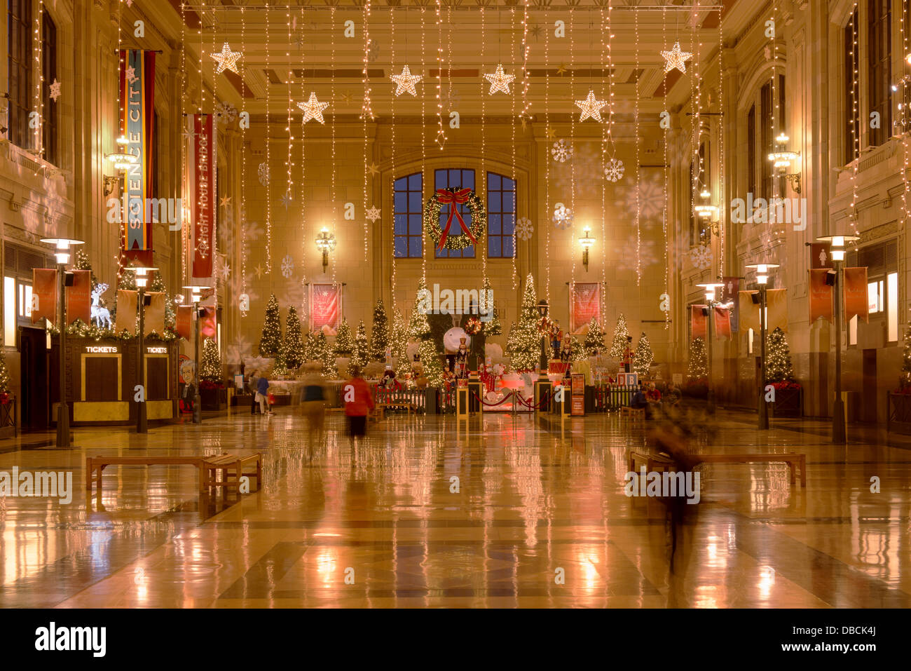 Christmas Vacation Union Station Kansas City 2024 Ivett Felisha