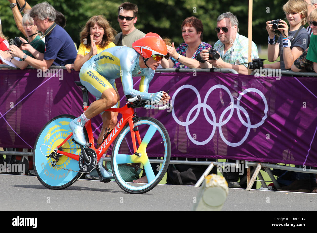 Olympics Cycling Time Trials Stock Photo Alamy