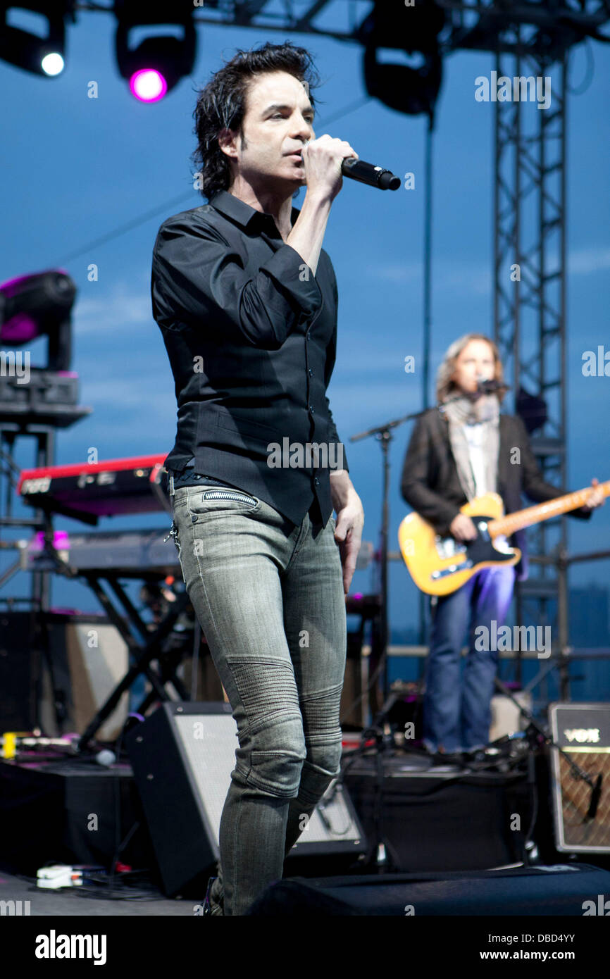 Train perform live at Chelsea Piers sponsored by Lipton Ice Tea and