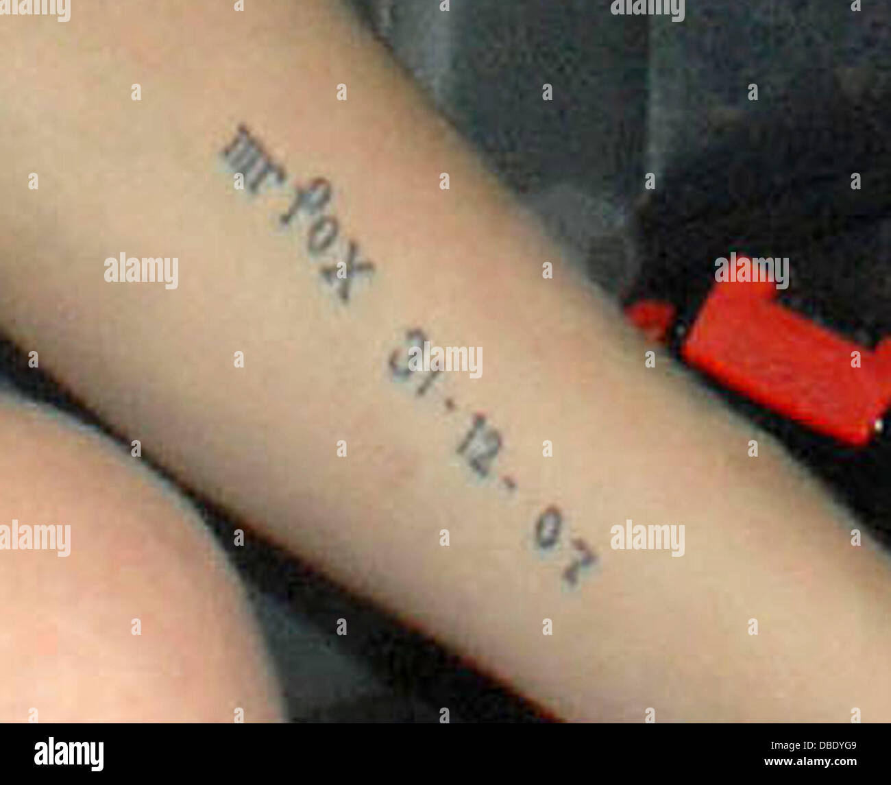 Billie Piper Arm Tattoo Mr Fox 31 12 07 The Date She Married Her Husband Laurence Fox