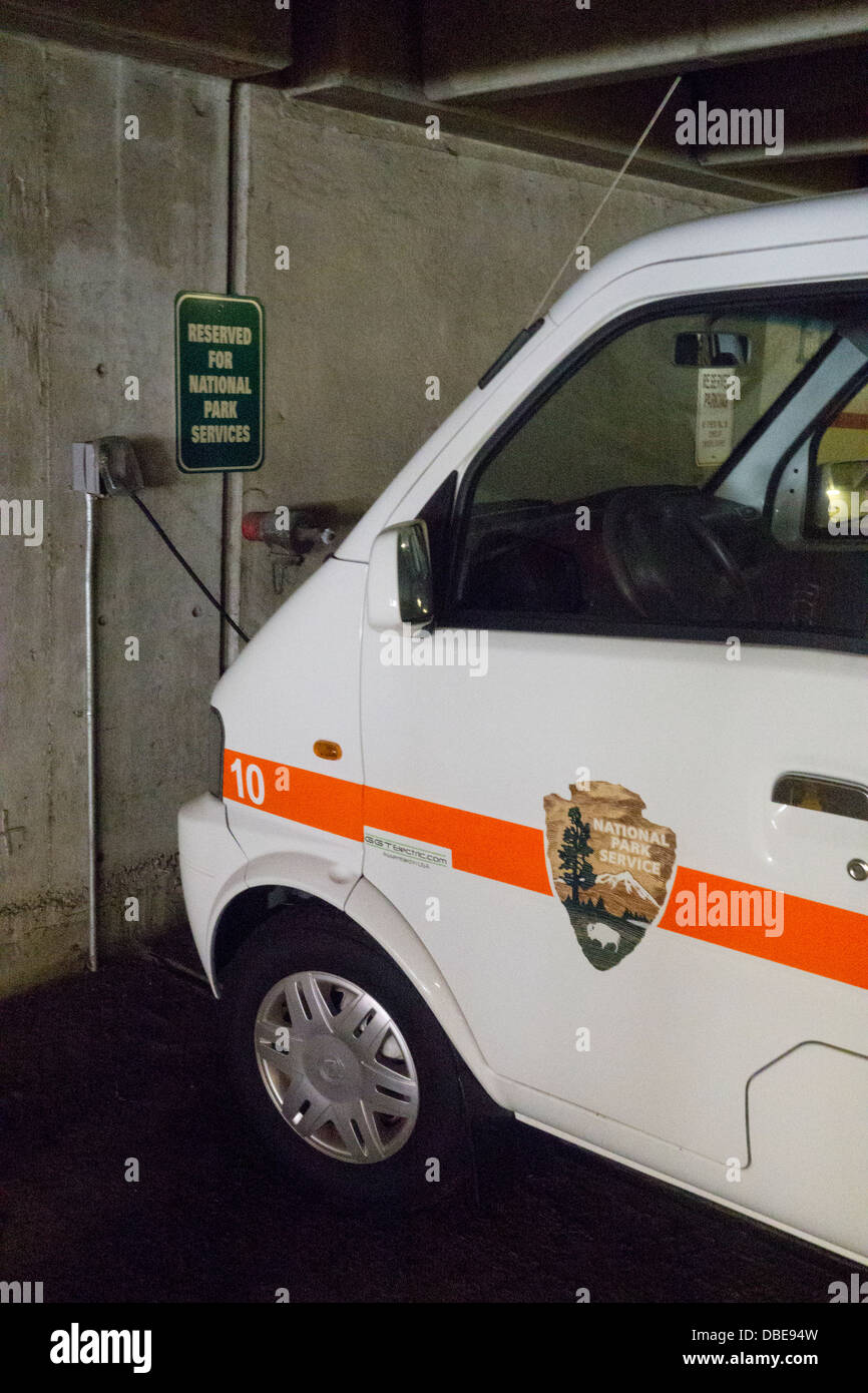 Electric van hires stock photography and images Alamy