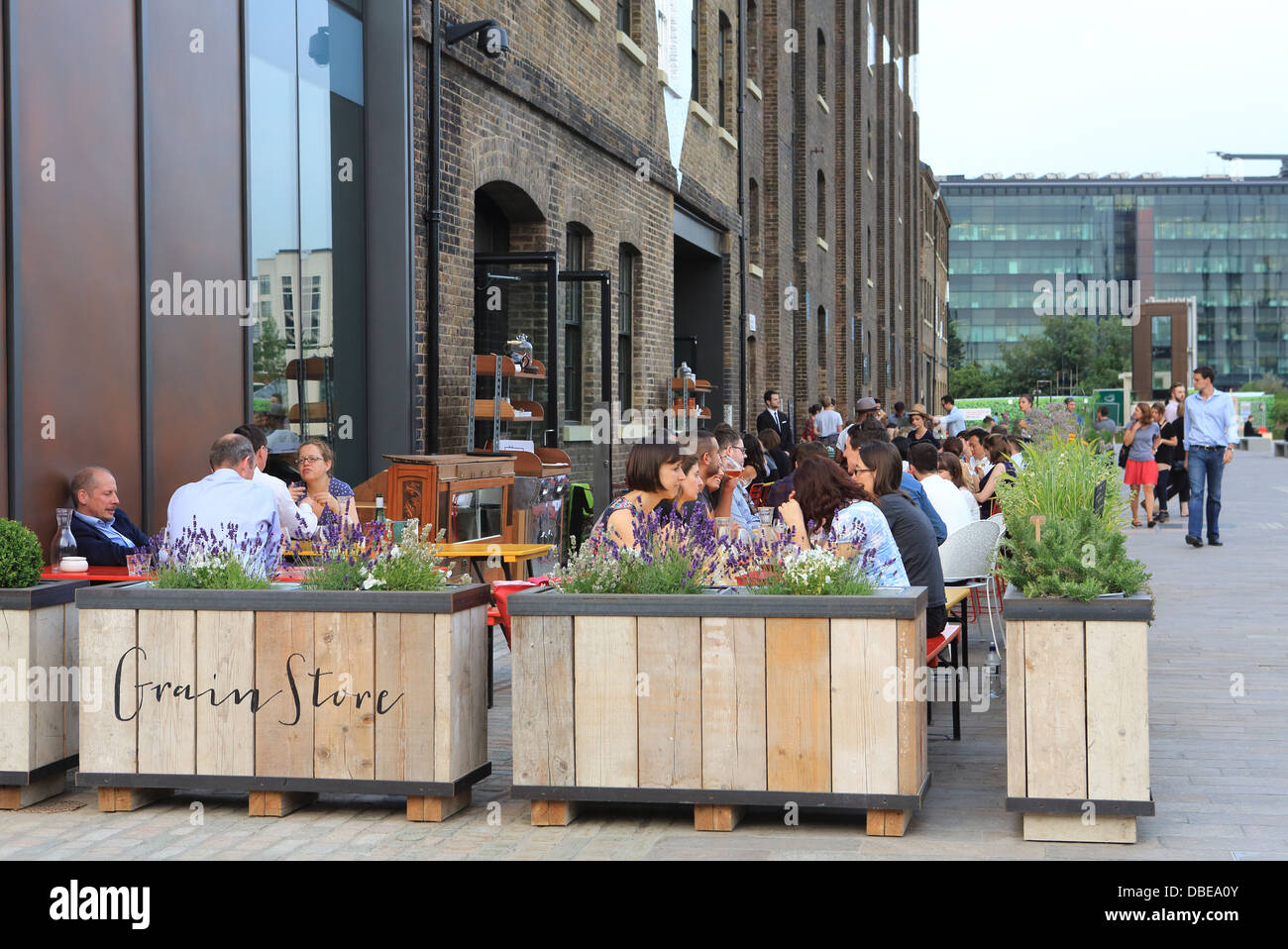 The newly opened trendy Grain Store restaurant on the corner of Granary Square and Stable Street at Kings Cross, London NC1 Stock Photo